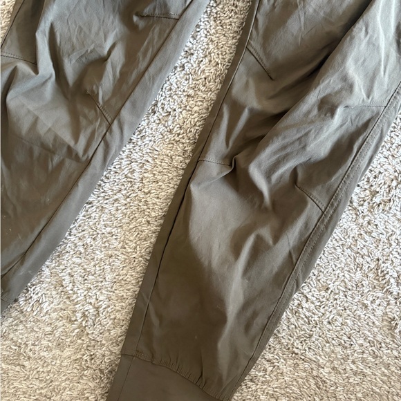 Eddie Bauer Jogger / Outdoor Pants - Picture 9 of 11